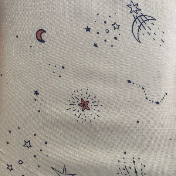 beachlunchlounge Alanna button down, celestial pattern - Picture 4 of 4